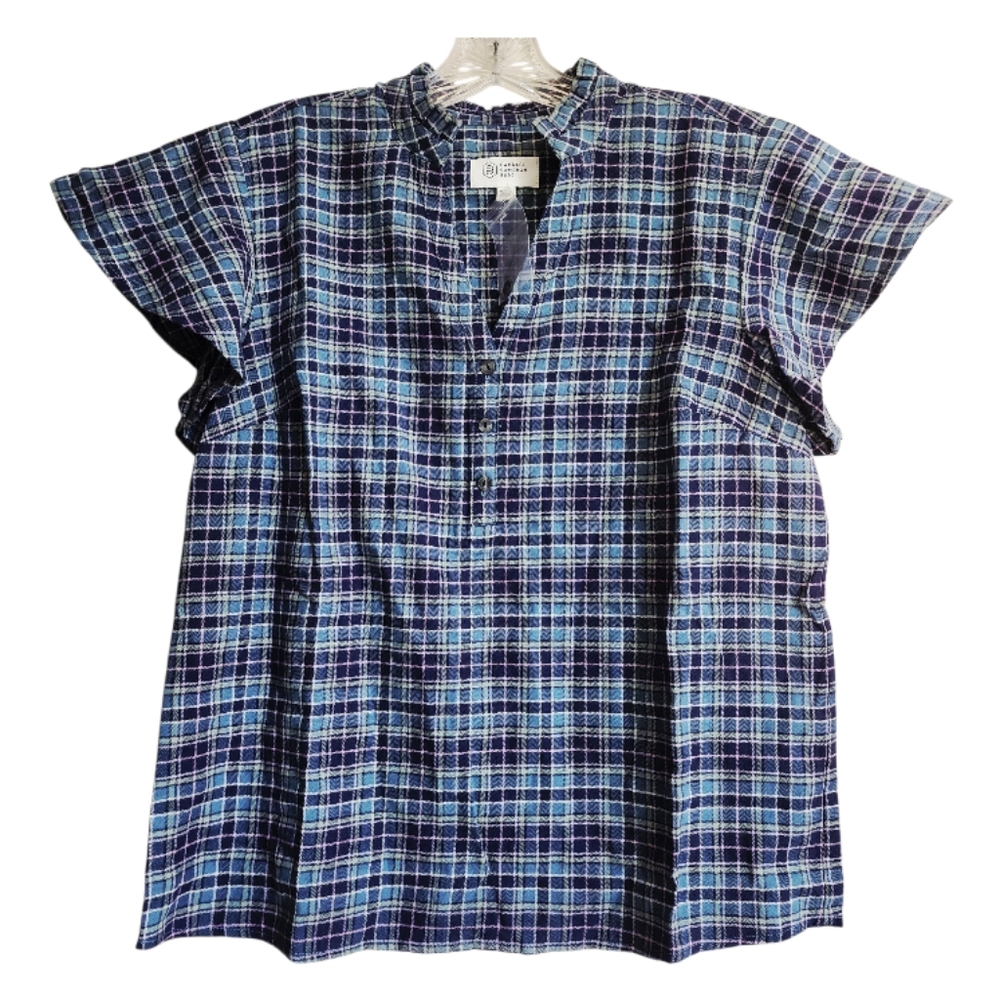Candace Cameron Bure Womens Navy/Green/Purple Plaid Shirt Fall Outfit